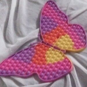 Butterfly popper fidget
